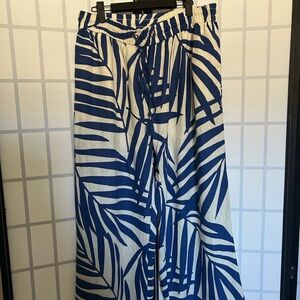 Blue and White Leaf Print Women's Pants